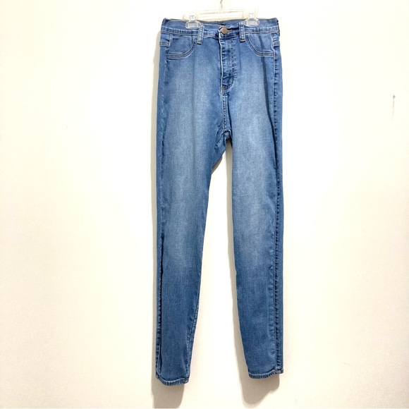Fashion Nova Light Wash Blue Denim Skinny High Rise Jeans - Picture 1 of 6
